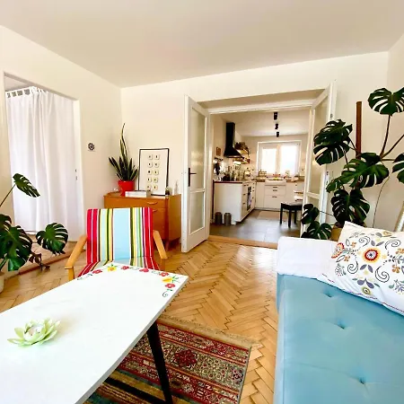 Chyza Retro Apartment *