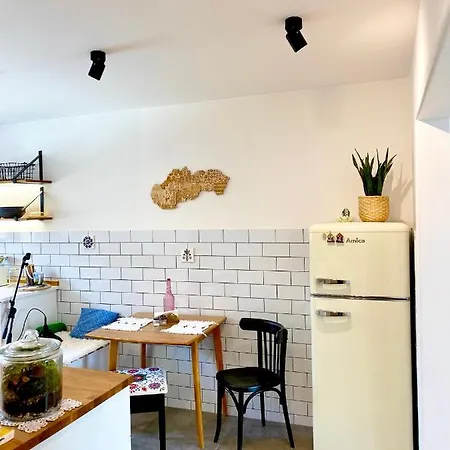 Chyza Retro Apartment